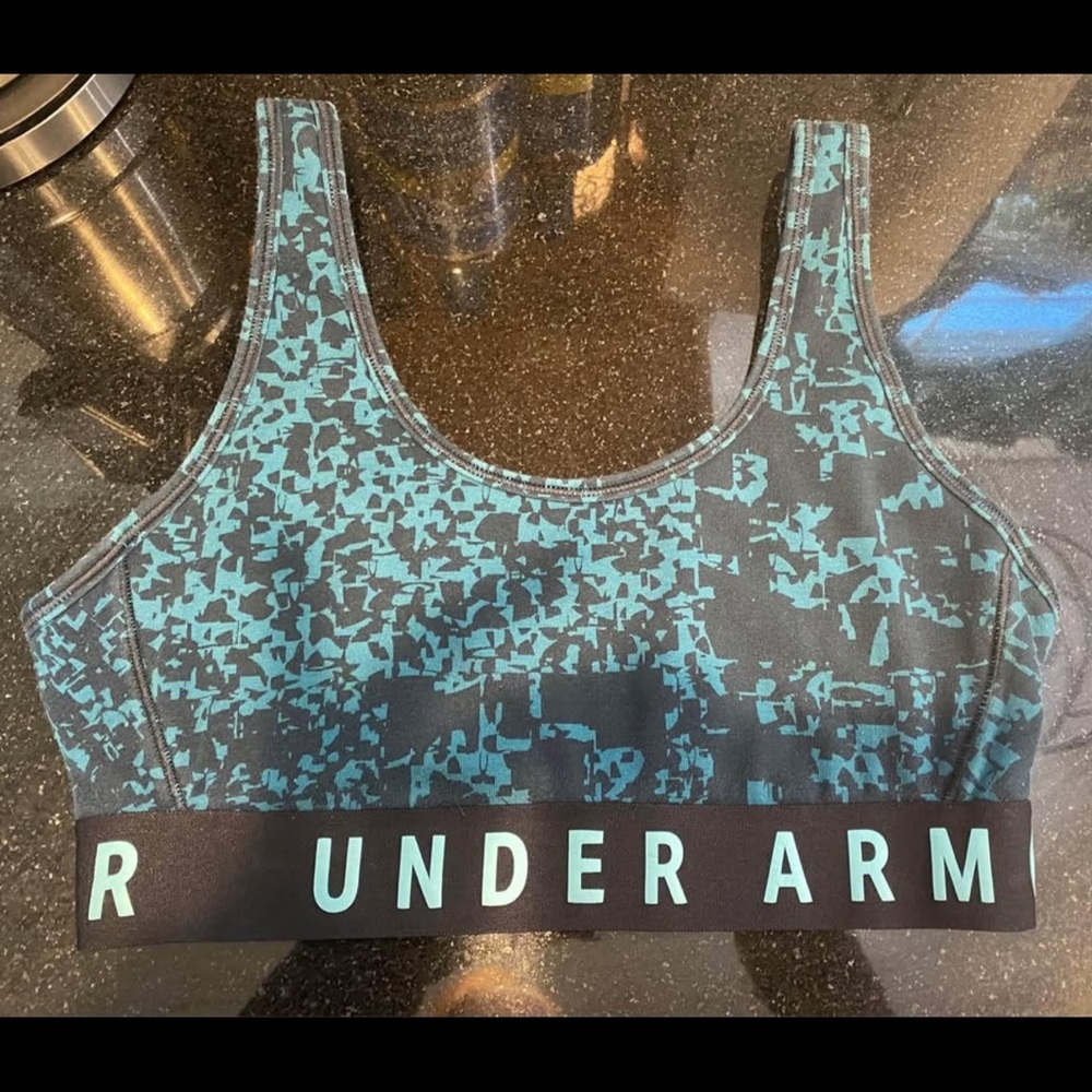Under Armour Women's Blue Sports Bra Size Small